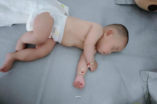 威海孕妇肚子一跳一跳